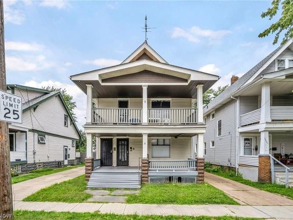 2822 Saratoga Avenue , Cleveland, OH 44109