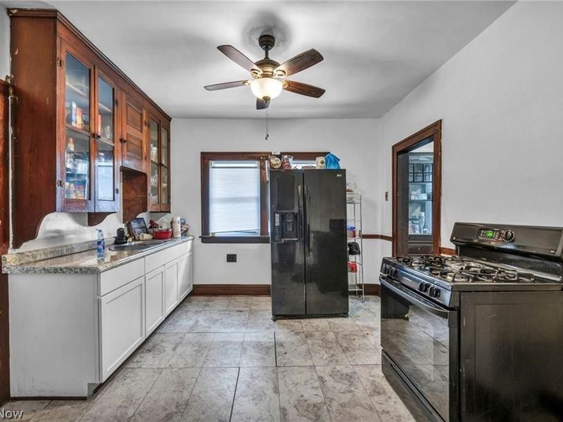 2822 Saratoga Avenue, Cleveland, OH 44109 Photo 5