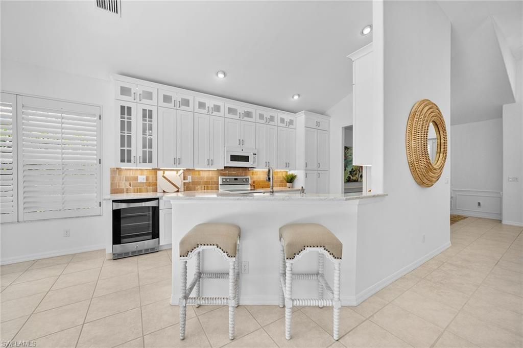 2024 Timarron Way, Naples, FL 34109 Photo