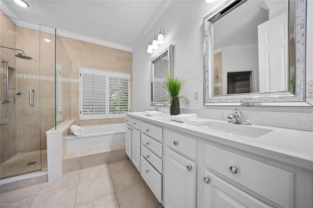 2024 Timarron Way, Naples, FL 34109 Photo