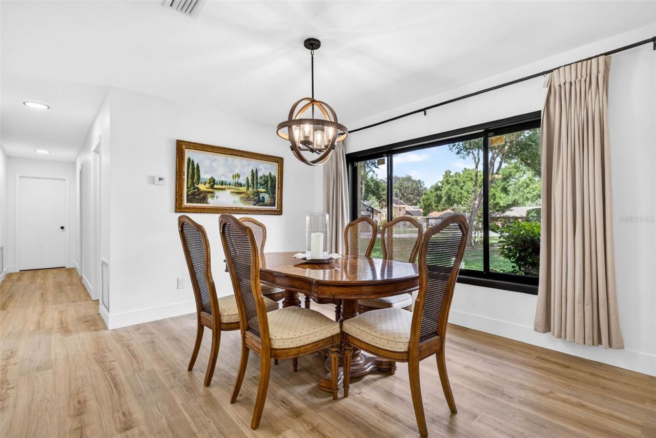 11004 Theresa Arbor Drive, Temple Terrace, FL 33617 Photo
