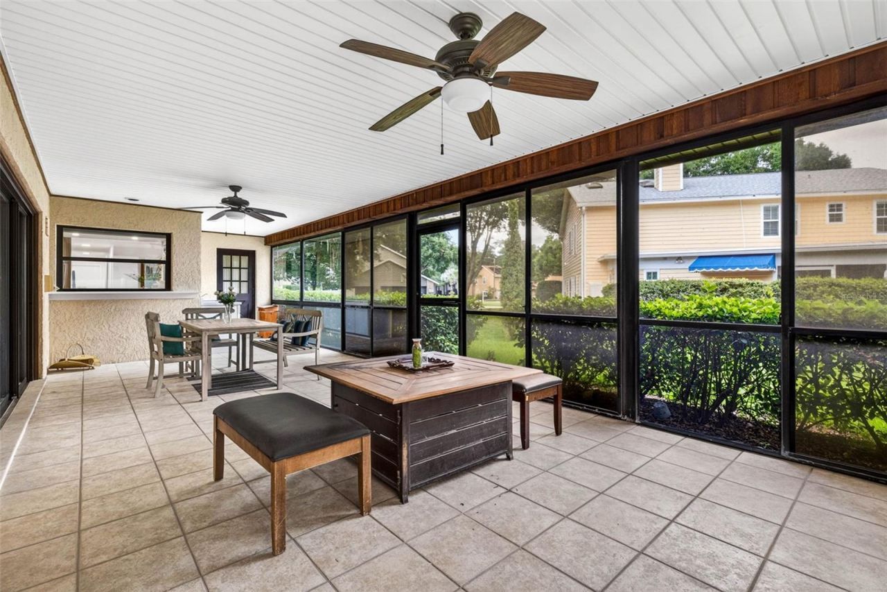 11004 Theresa Arbor Drive, Temple Terrace, FL 33617 Photo