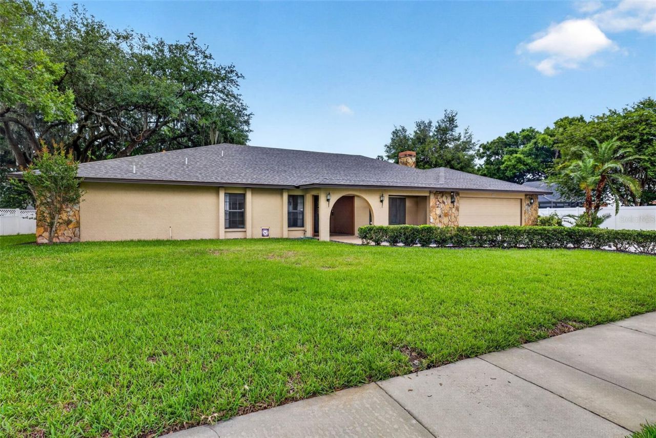 11004 Theresa Arbor Drive, Temple Terrace, FL 33617 Photo
