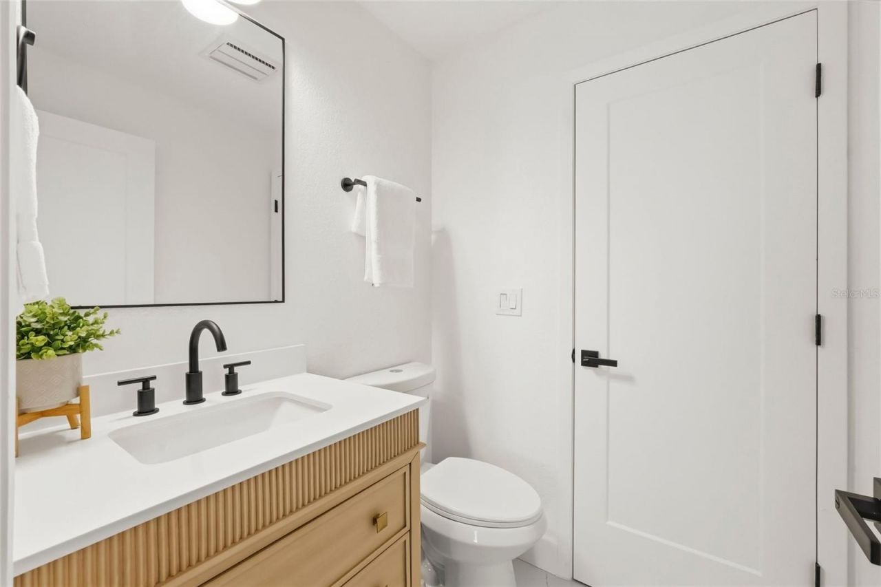 2700 Sedgefield Court E, Clearwater, FL 33761 Photo