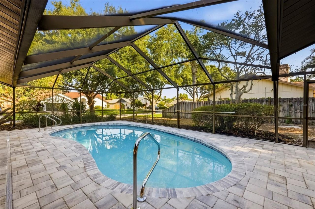 2700 Sedgefield Court E, Clearwater, FL 33761 Photo