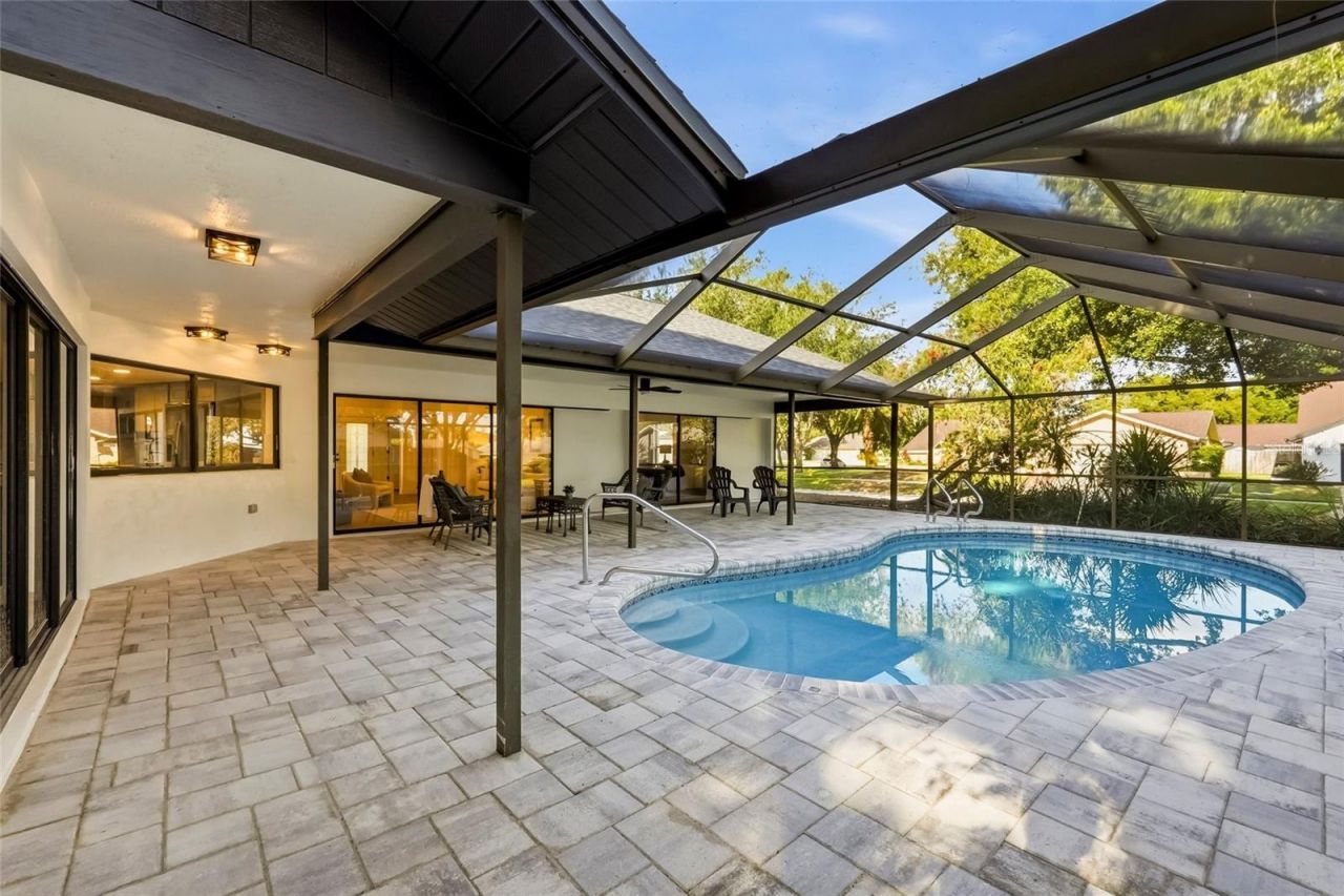 2700 Sedgefield Court E, Clearwater, FL 33761 Photo