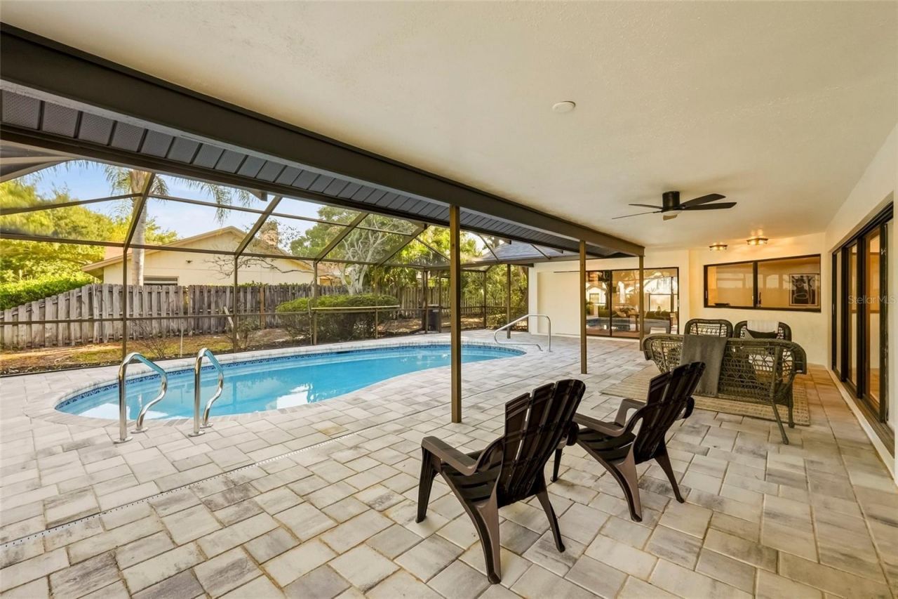 2700 Sedgefield Court E, Clearwater, FL 33761 Photo