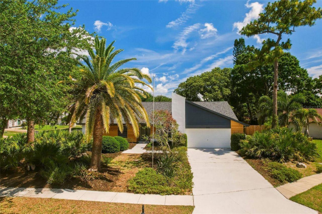 2700 Sedgefield Court E, Clearwater, FL 33761 Photo