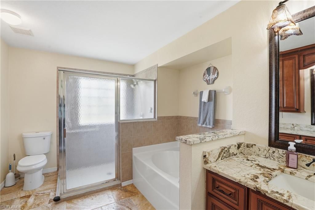 4304 NE 23rd Pl, Cape Coral, FL 33909 Photo
