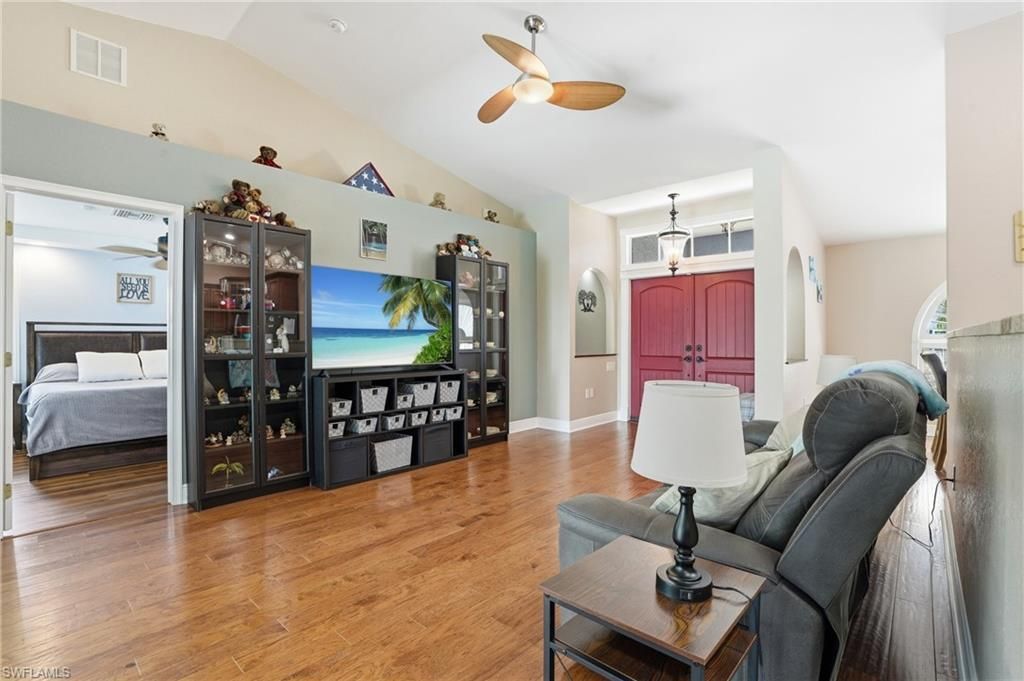 4304 NE 23rd Pl, Cape Coral, FL 33909 Photo