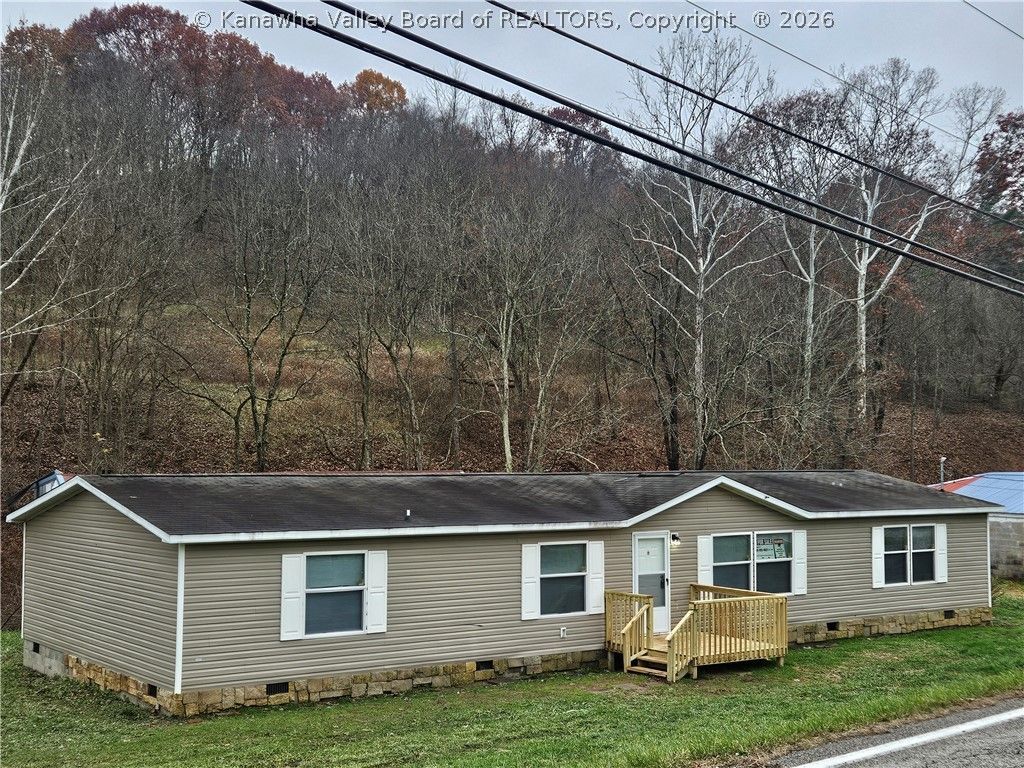 4452 Sandhill Road, Point Pleasant, WV 25550 Main Photo