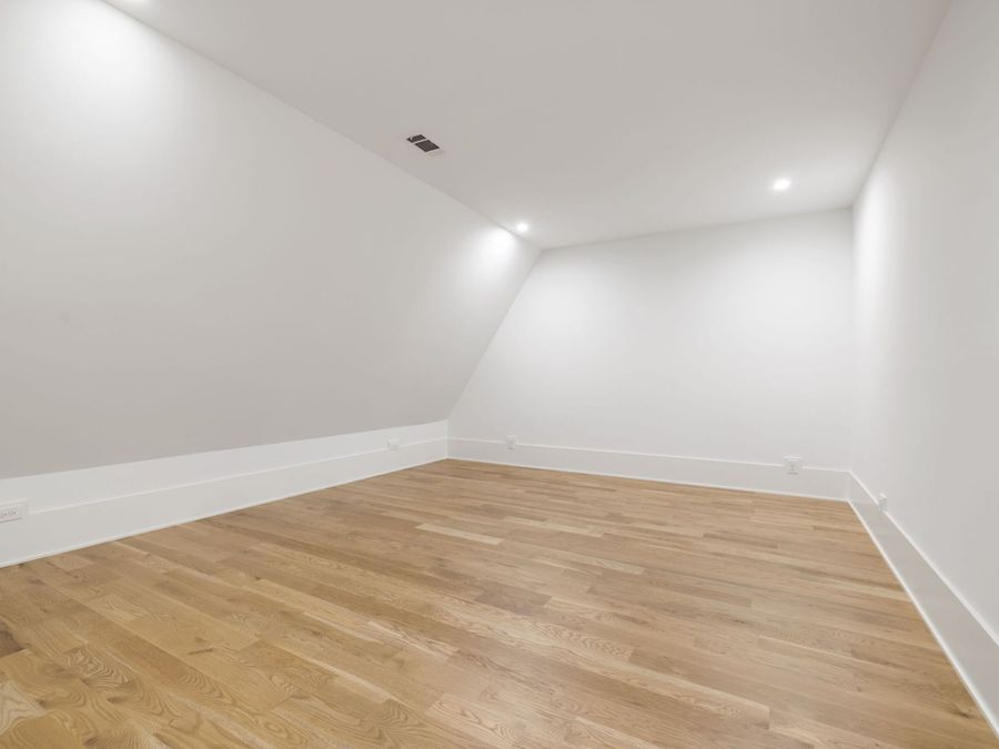 Property Image 70