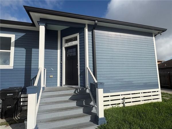 9115 VIRTUE Street , Chalmette, LA 70043