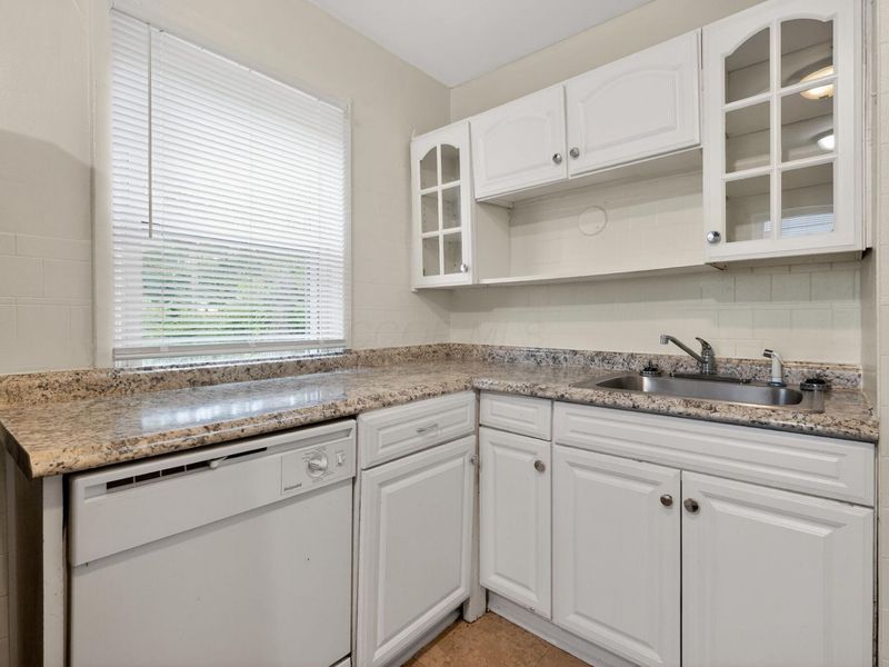 2246 Atwood Terrace , Columbus, OH 43211 Photo 15
