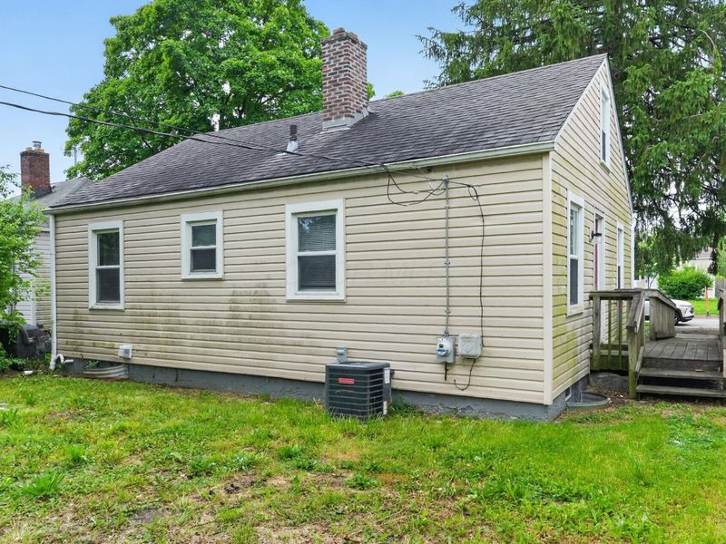 2246 Atwood Terrace , Columbus, OH 43211 Photo 3