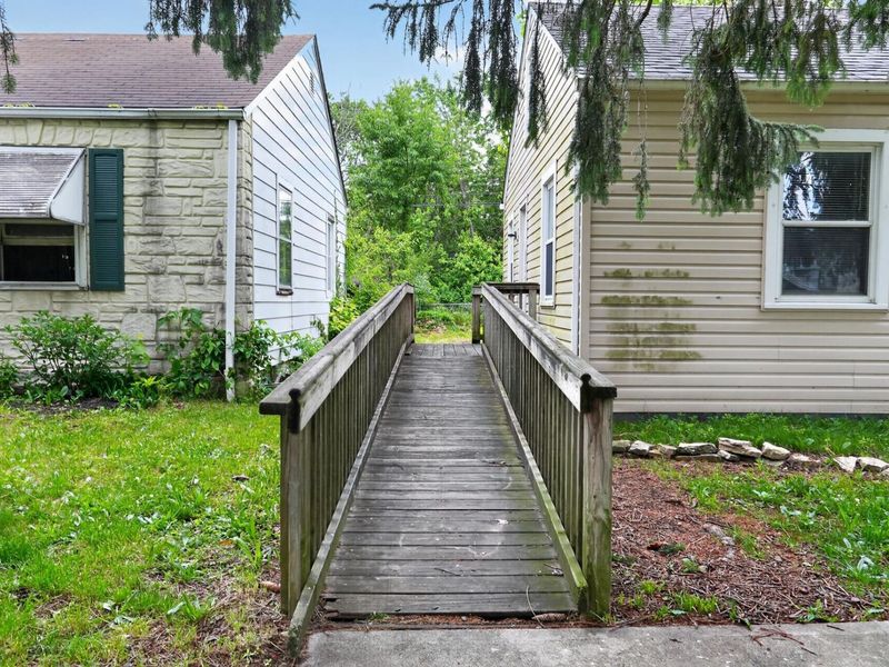 2246 Atwood Terrace , Columbus, OH 43211 Photo 6
