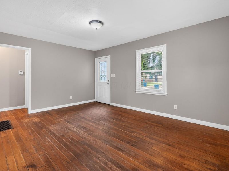 2246 Atwood Terrace , Columbus, OH 43211 Photo 9