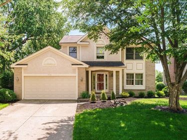 7558 Bardston Drive , Dublin, OH 43017