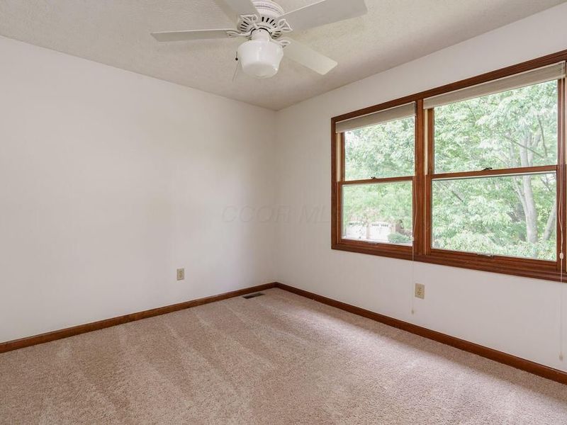 7558 Bardston Drive , Dublin, OH 43017 Photo 23