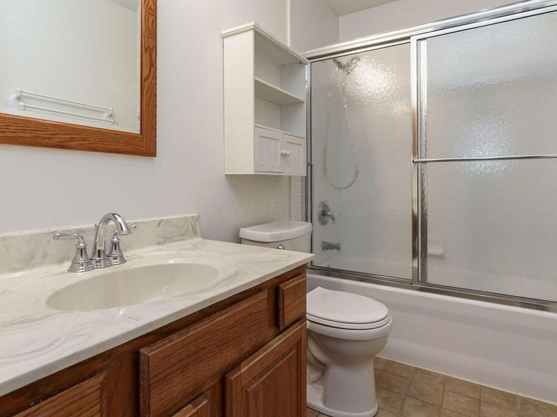 7558 Bardston Drive , Dublin, OH 43017 Photo 25