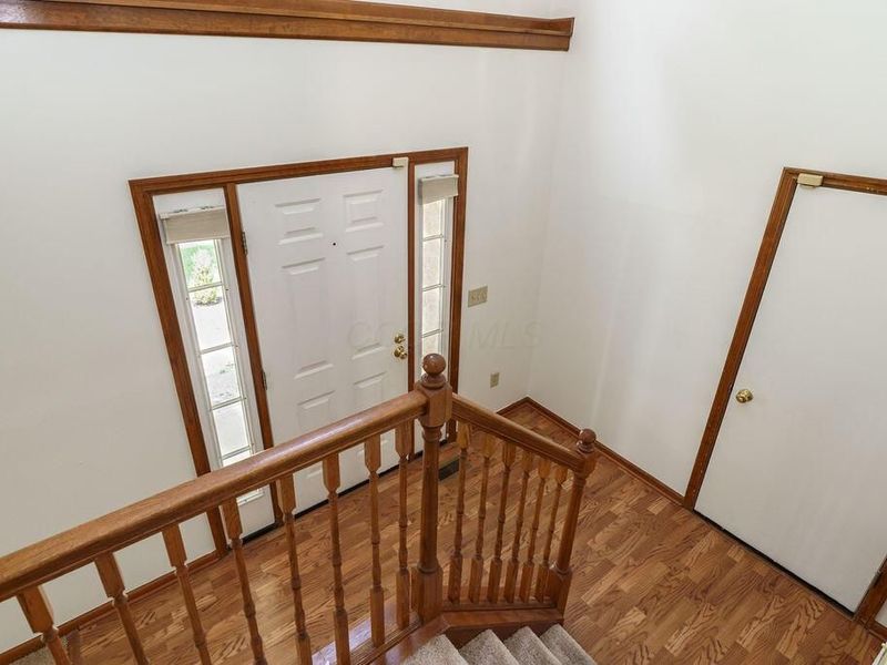 7558 Bardston Drive , Dublin, OH 43017 Photo 3