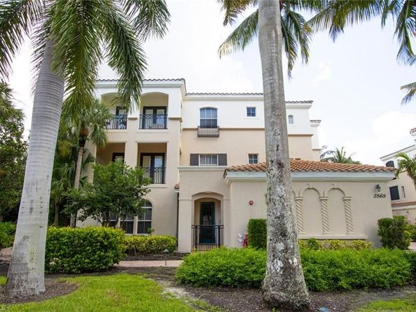 2868 Tiburon BLVD E, Unit 102, NAPLES, FL 34109