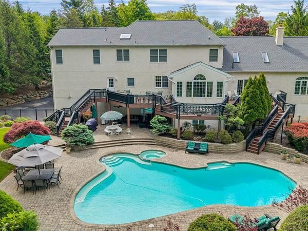 15 Skytop Drive, Denville Township, NJ 07834