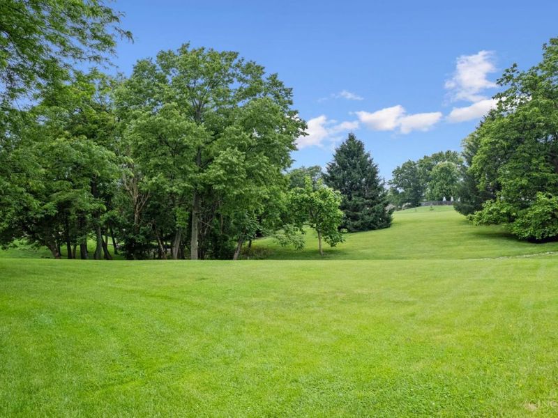 251 Sunny Acres Drive, Anderson Twp, OH 45255 Photo 96