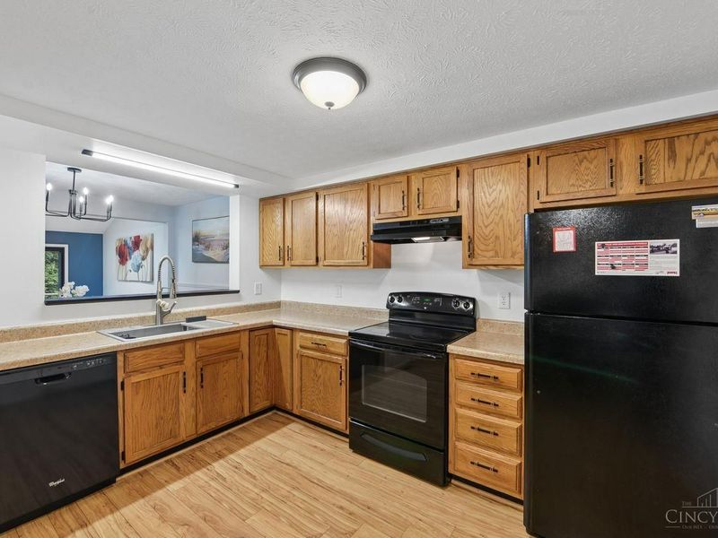 12095 Pickwick Place, Sharonville, OH 45241 Photo 14