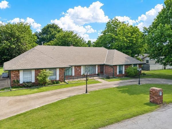 404 W Charlotte Drive, Oklahoma City, OK 73139