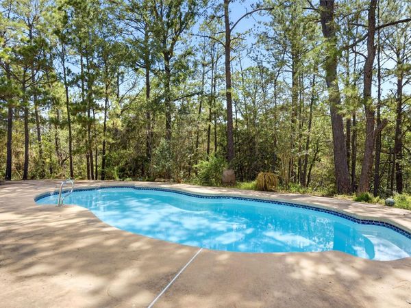 103 Kamaiki Drive , Bastrop, TX 78602