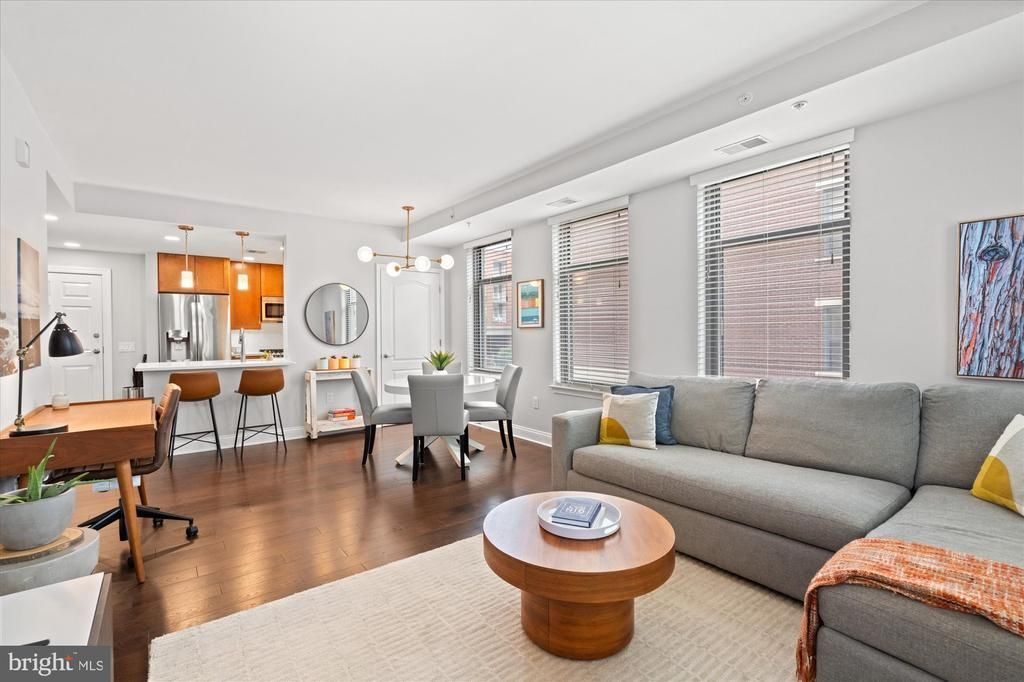 525 N Fayette Street , Unit 223, Alexandria, VA 22314 Main Photo