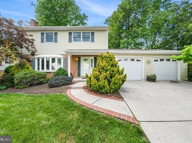 8522 FAIRBURN DRIVE, SPRINGFIELD, VA 22152
