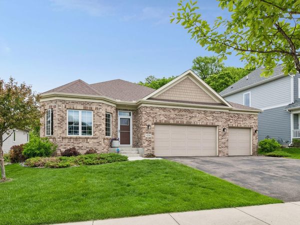 4258 Creekside Way, Minnetrista, MN 55331