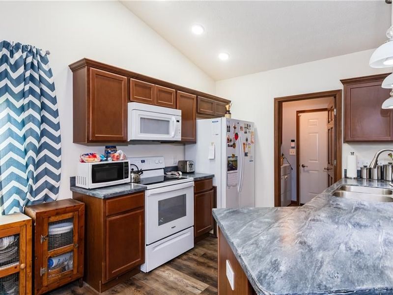 105 Pebble Creek, Eaton, OH 45320 Photo 7