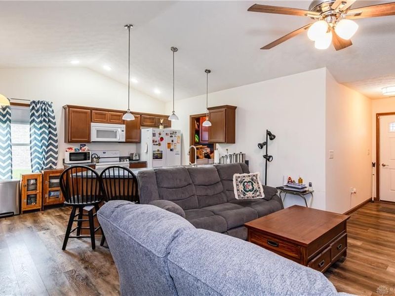 105 Pebble Creek, Eaton, OH 45320 Photo 8
