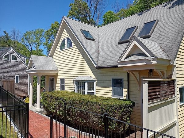 106R Main, Newbury, MA 01950