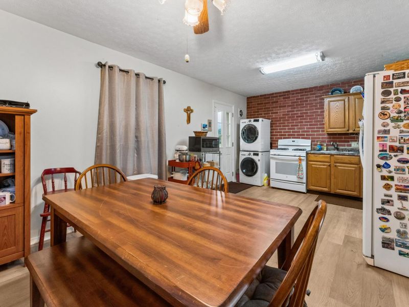 713 Gilmore Drive , Reynoldsburg, OH 43068 Photo 5