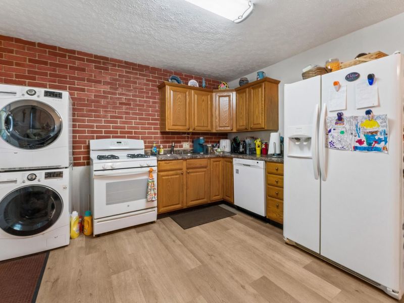 713 Gilmore Drive , Reynoldsburg, OH 43068 Photo 7