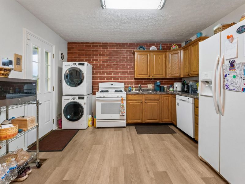 713 Gilmore Drive , Reynoldsburg, OH 43068 Photo 8