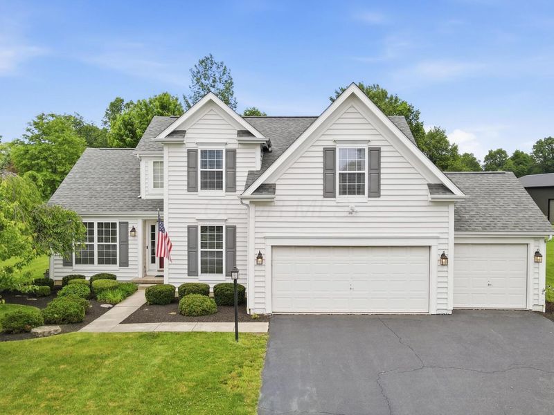 6043 Congressional Drive, Westerville, OH 43082 Photo 2