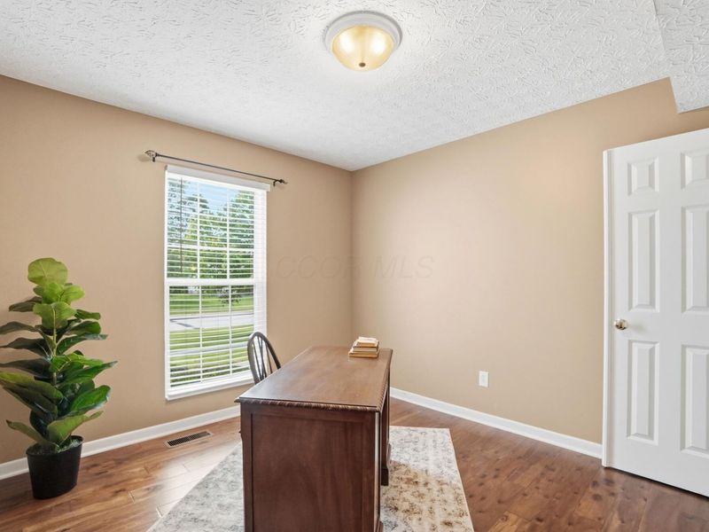 6043 Congressional Drive, Westerville, OH 43082 Photo 28
