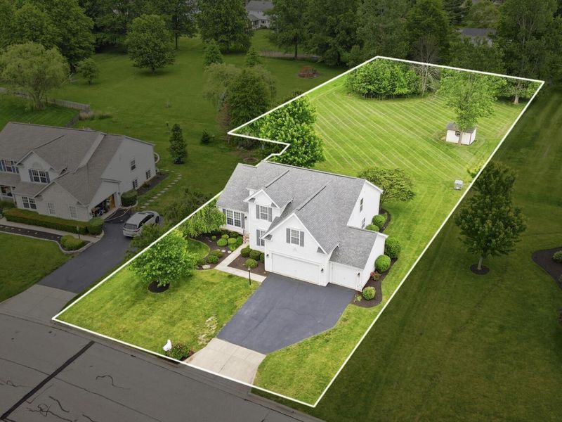 6043 Congressional Drive, Westerville, OH 43082 Photo 4