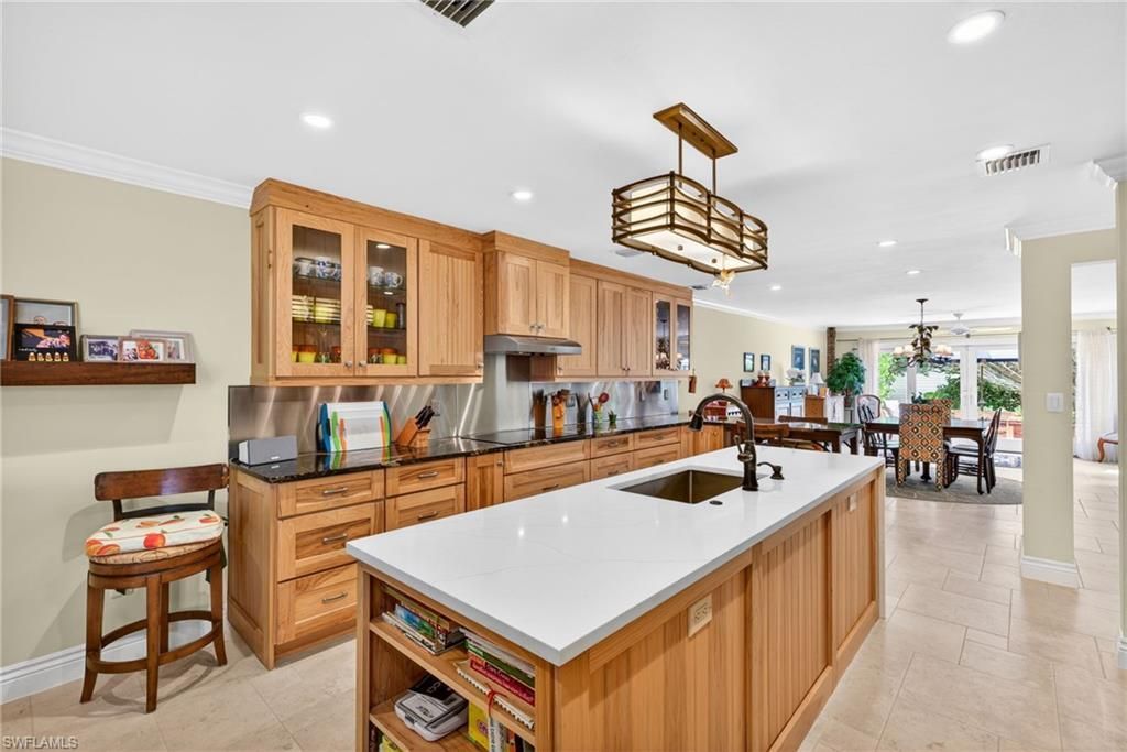 4030 Crayton Rd , Unit C2, Naples, FL 34103 Photo