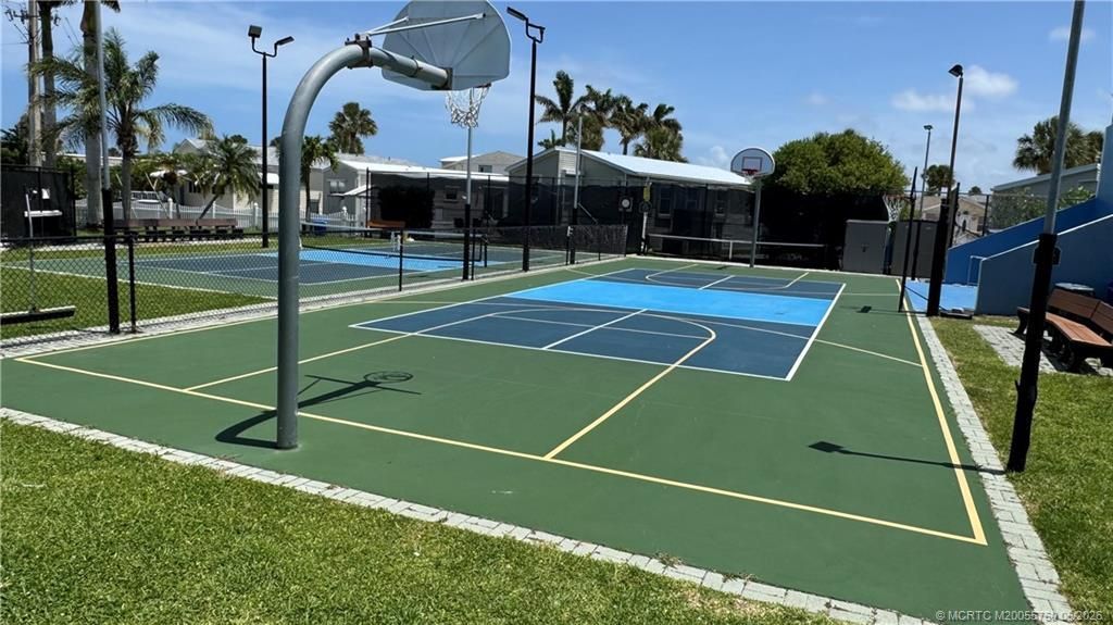 466 Nettles Boulevard, Jensen Beach, FL 34957 Photo