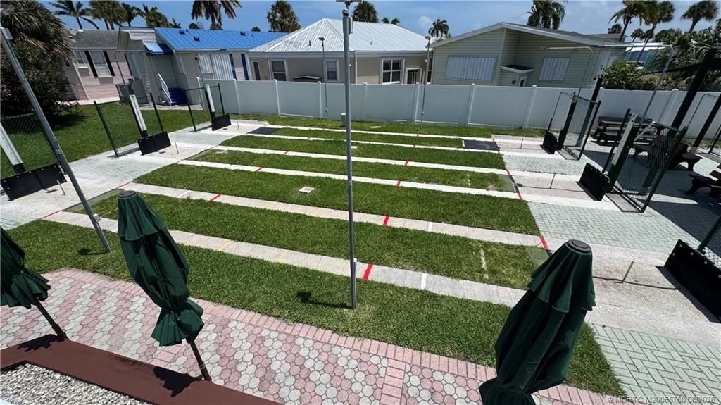 466 Nettles Boulevard, Jensen Beach, FL 34957 Photo