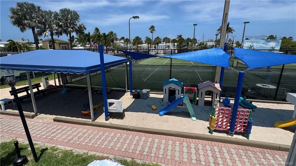 466 Nettles Boulevard, Jensen Beach, FL 34957 Photo