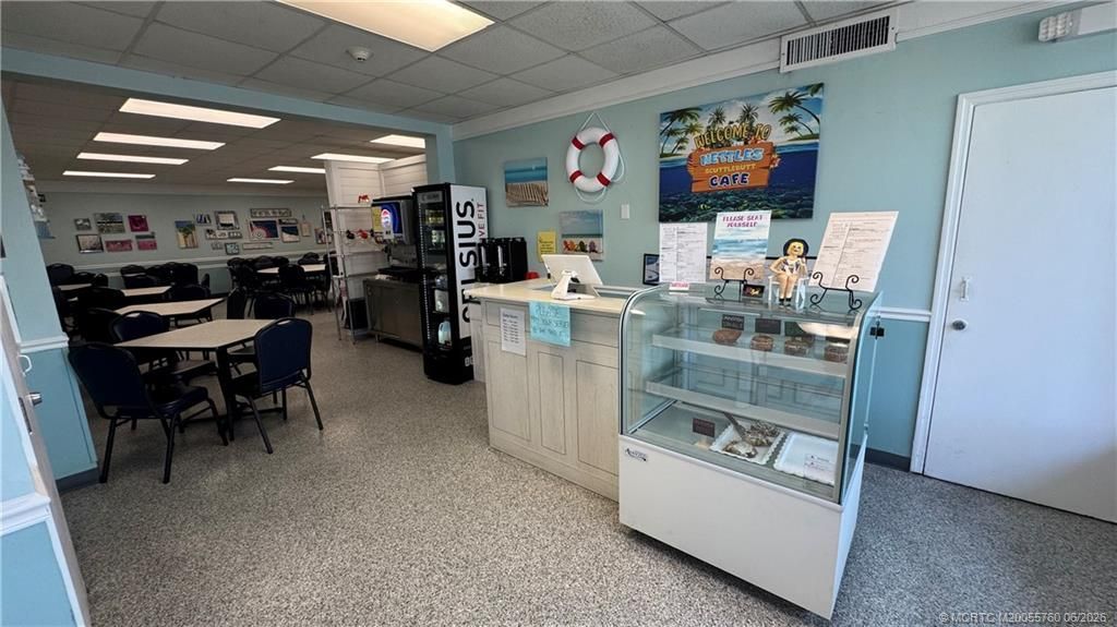 466 Nettles Boulevard, Jensen Beach, FL 34957 Photo