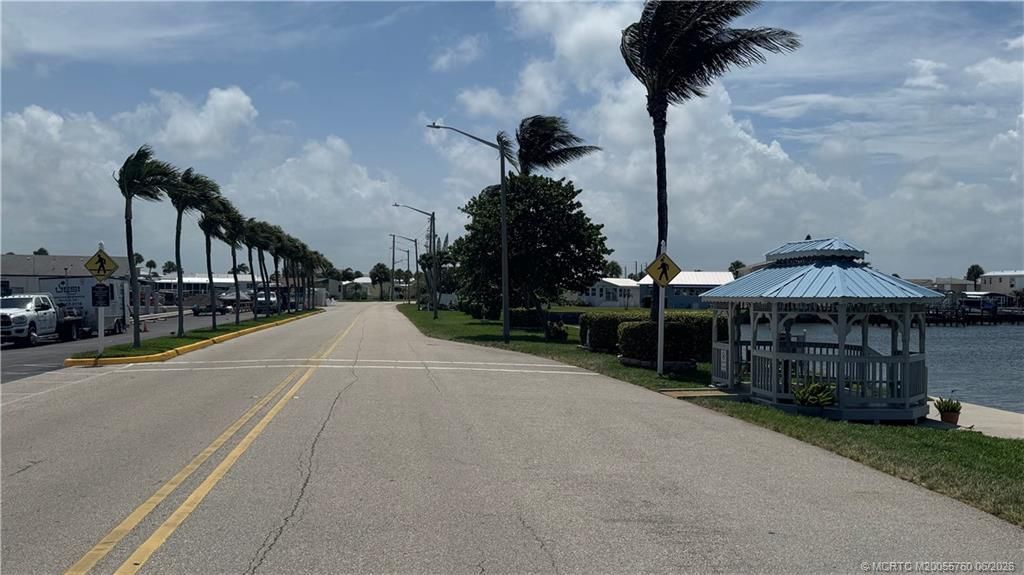 466 Nettles Boulevard, Jensen Beach, FL 34957 Photo