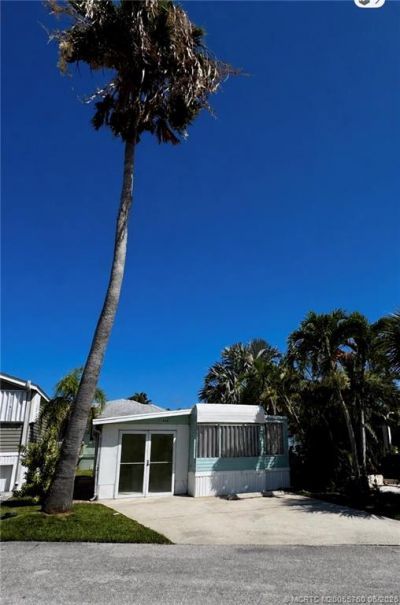 466 Nettles Boulevard, Jensen Beach, FL 34957 Photo